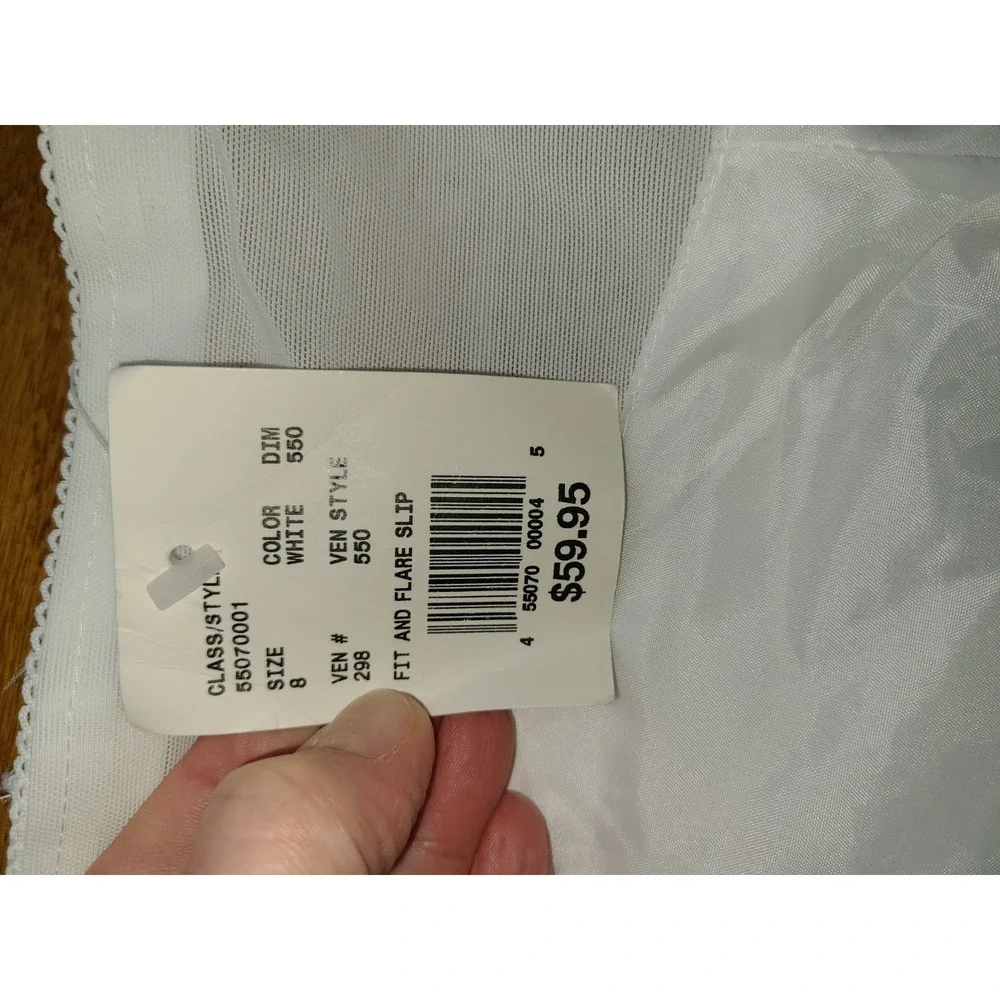 NWT‎ Davids Bridal White Fit and Flare Slip Petticoat Size 8 Style 550 Zipper
